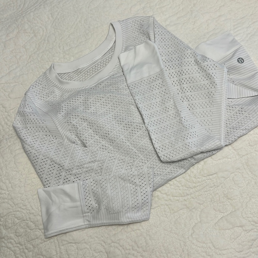 Long sleeve white Lululemon running shirt